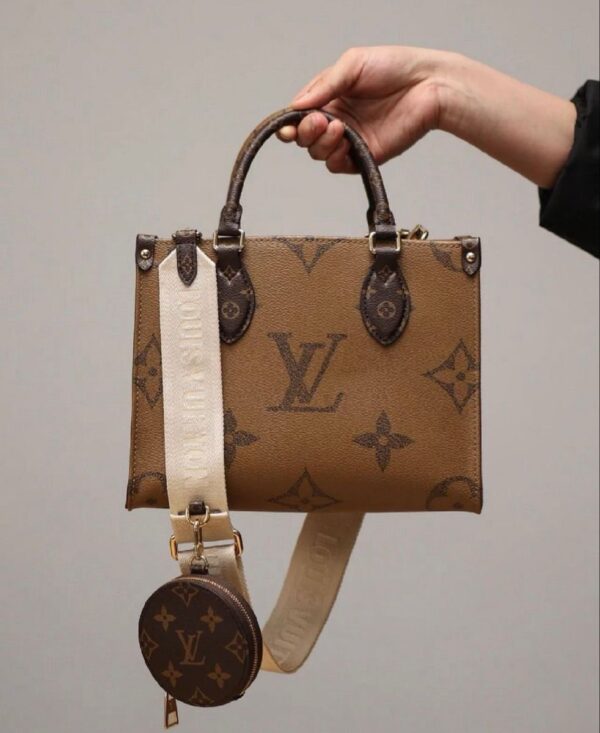 Louis Vuitton - Image 7